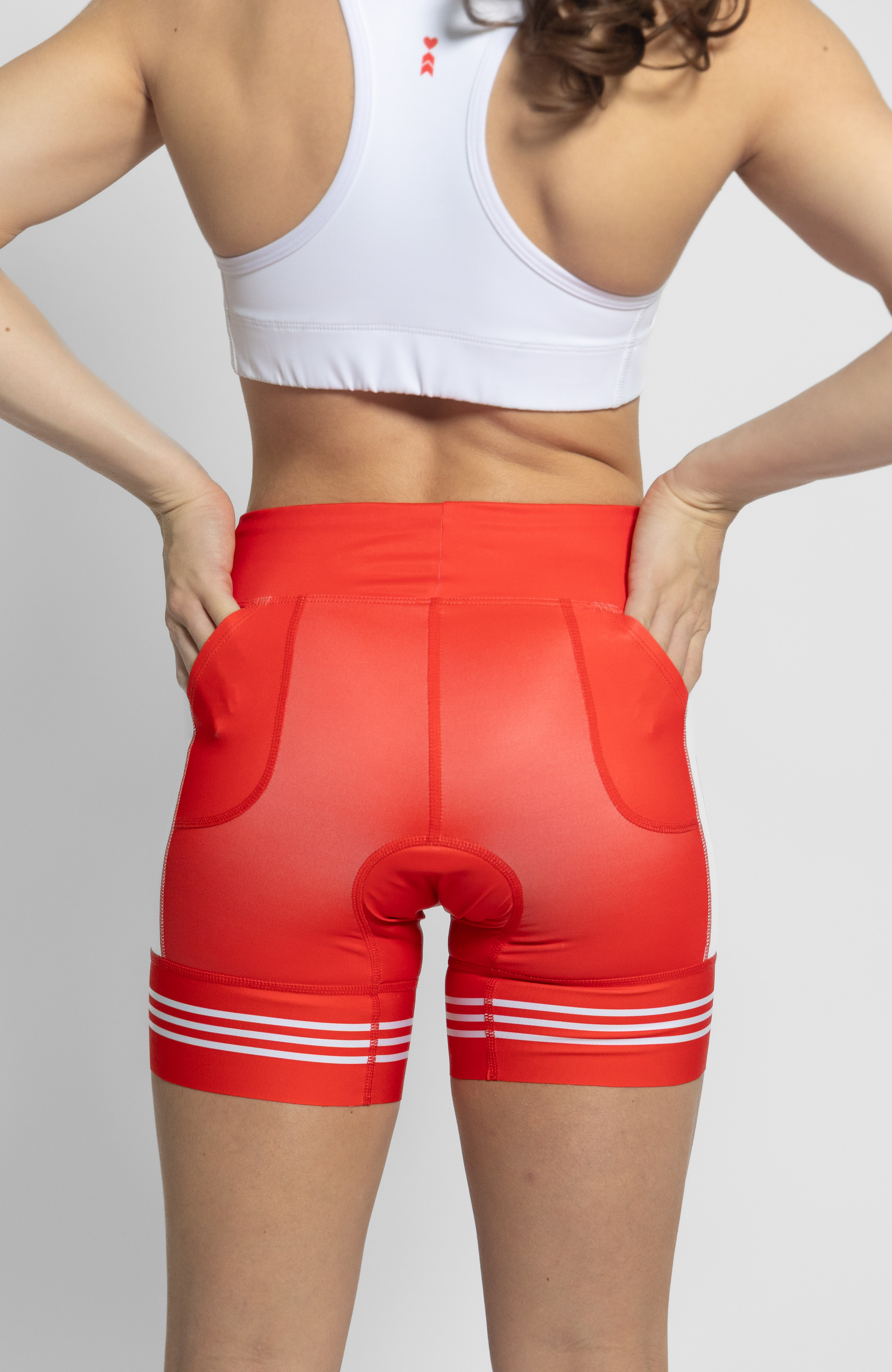 Coeur Sports 5 inch Powerband Tri Short Women's 5" Triathlon Short in Red Signature